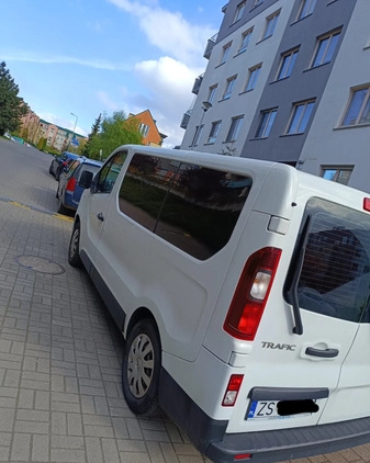 Renault Trafic cena 79900 przebieg: 168000, rok produkcji 2018 z Szczecin małe 37